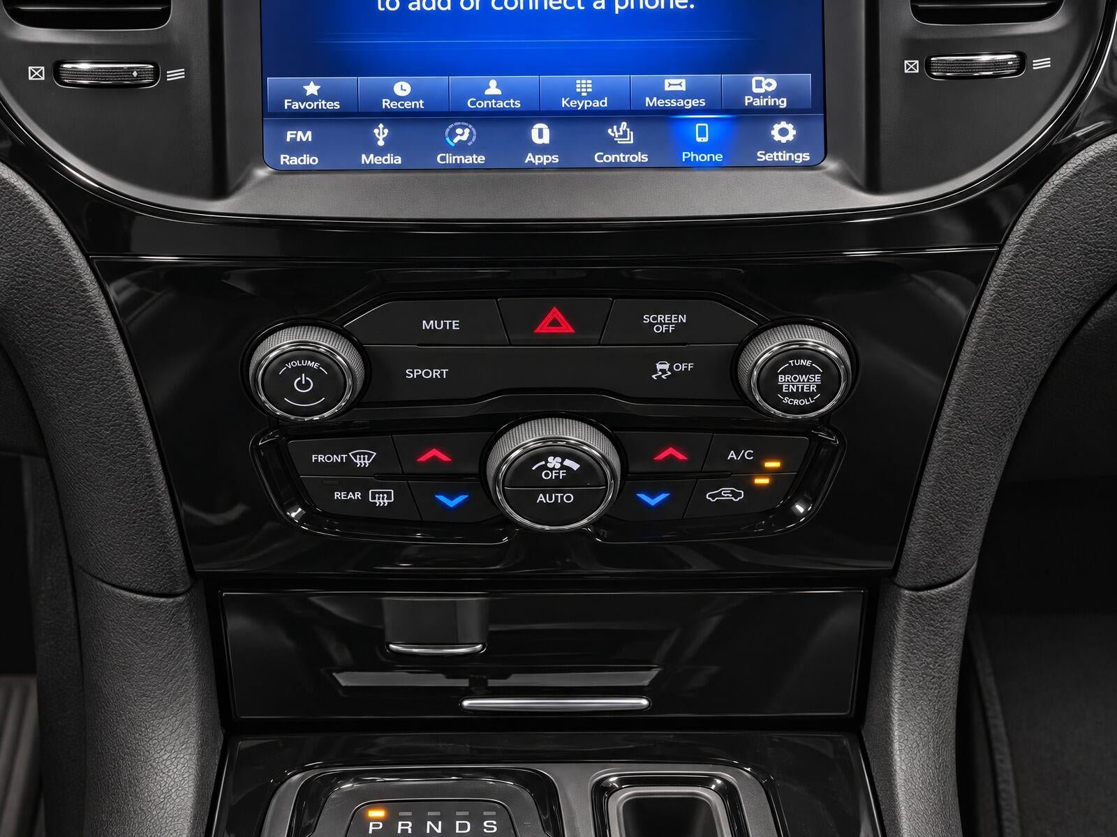 Used 2019 Chrysler 300 S RWD image 11