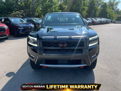 Certified 2025 Nissan Frontier PRO-4X w/ Pro Premium Package AWD/4WD image 11