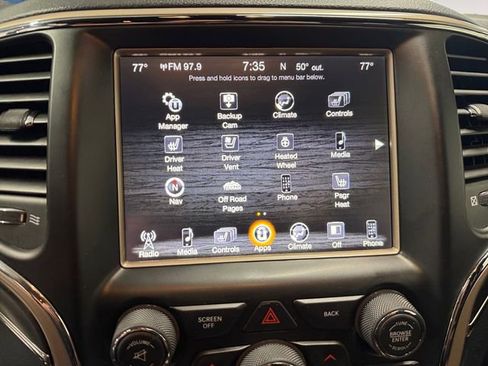 Used 2017 Jeep Grand Cherokee Limited w/ Luxury Group II image 12