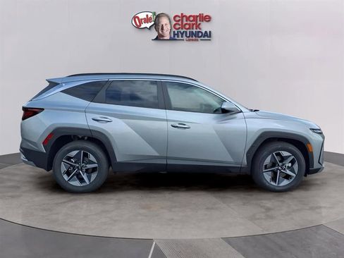 New 2026 Hyundai Tucson SEL FWD image 6