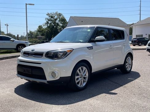 Used 2019 Kia Soul + image 30
