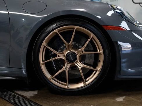 Used 2022 Porsche 911 GT3 RWD image 13