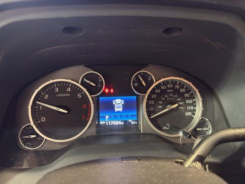 Used 2016 Toyota Tundra SR5 AWD/4WD image 16