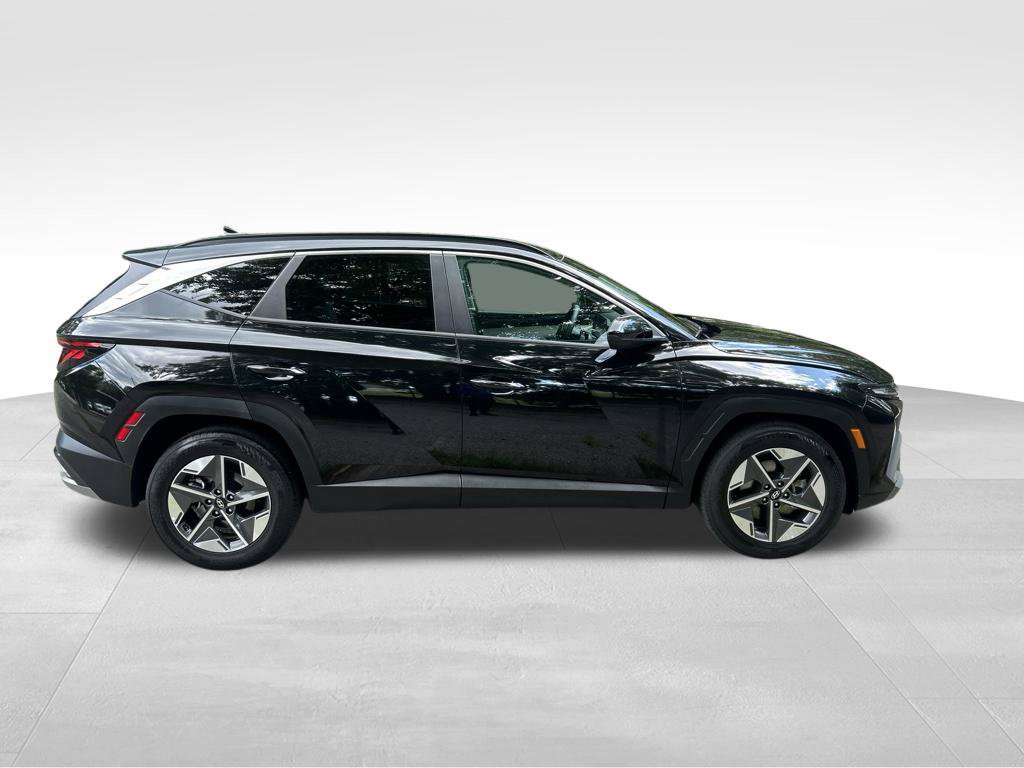 Used 2025 Hyundai Tucson SEL FWD image 7