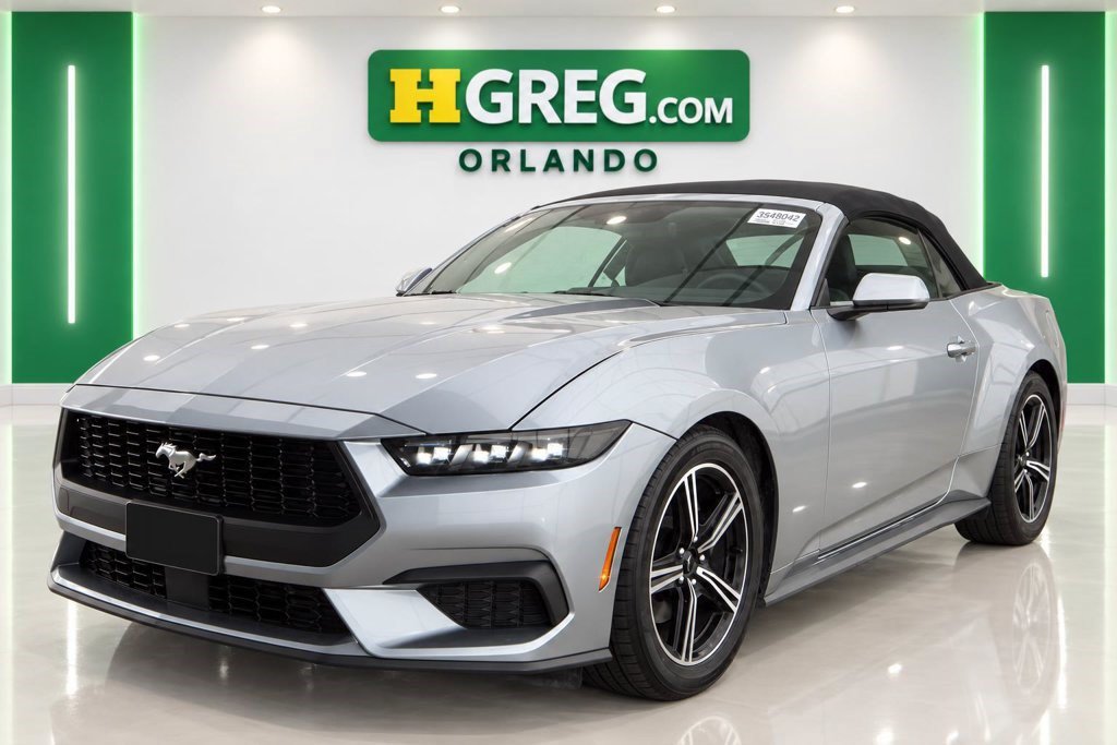 Used 2025 Ford Mustang Premium RWD image 2