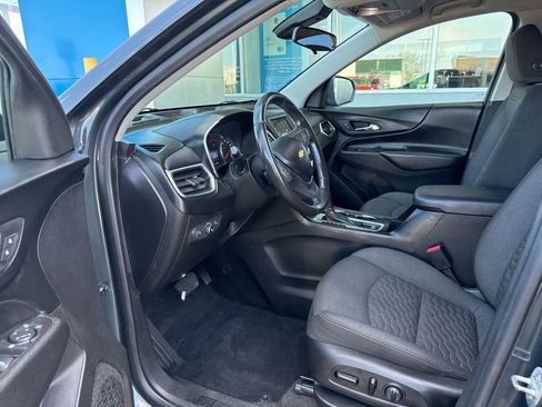 Used 2020 Chevrolet Equinox LT image 19
