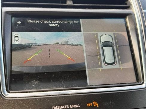 Used 2018 Lincoln MKX Reserve w/ Driver Assistance Package AWD/4WD image 18