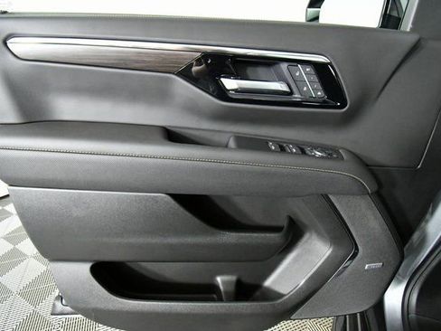 New 2026 Chevrolet Suburban Premier w/ Sun And Tow Package image 22