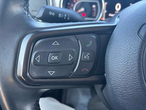 Used 2022 Jeep Wrangler Unlimited Sport image 17