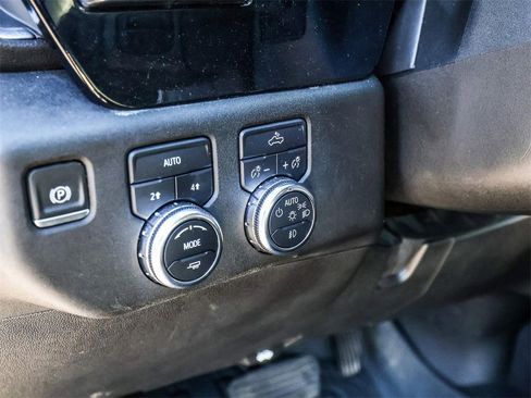 Used 2024 GMC Sierra 1500 Elevation image 24