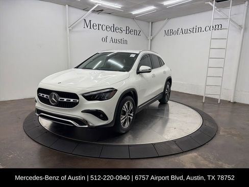 Certified 2025 Mercedes-Benz GLA 250 image 3