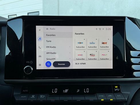 Used 2025 Toyota Camry LE image 29