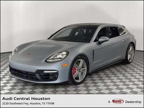 Used 2023 Porsche Panamera 4S image 1