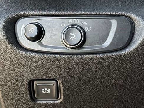 Certified 2024 Chevrolet Blazer LT w/ LPO, Floor Liner Package image 18