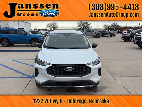 Used 2025 Ford Escape Active image 3
