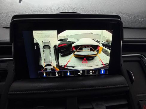 Used 2023 Chevrolet Tahoe LT w/ Luxury Package image 6