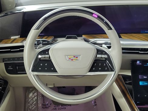 Used 2025 Cadillac Escalade Sport Platinum image 12