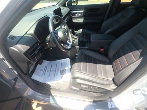 Used 2023 Honda CR-V Sport Touring image 13