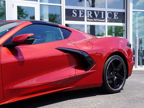 Used 2022 Chevrolet Corvette Stingray Preferred Cpe w/ Battery Protection Package RWD image 3