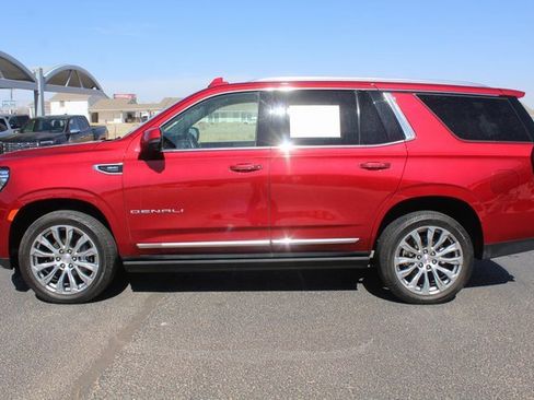 Used 2022 GMC Yukon Denali image 9