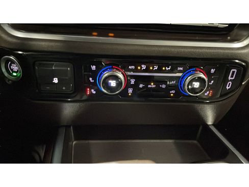 Used 2022 GMC Sierra 1500 SLT w/ SLT Premium Plus Package image 13