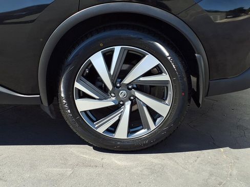 Used 2016 Nissan Murano Platinum w/ Platinum Technology Package image 4