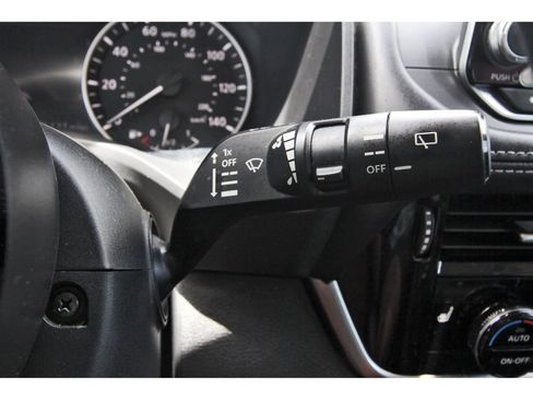 Used 2021 Nissan Rogue SV w/ Premium Package FWD image 21