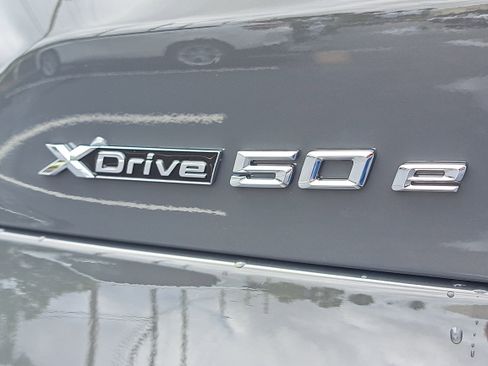 New 2026 BMW X5 xDrive50e w/ M Sport Package image 7