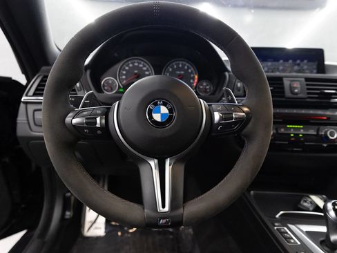 Used 2019 BMW M4 CS w/ Executive Package RWD image 36