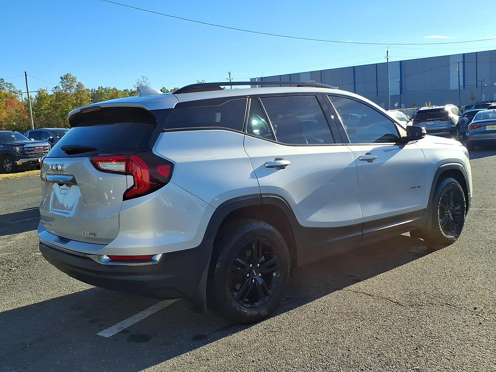Used 2022 GMC Terrain AT4 AWD/4WD image 6