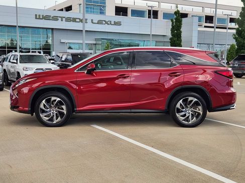 Used 2019 Lexus RX 350L Luxury w/ Accessory Package FWD image 4