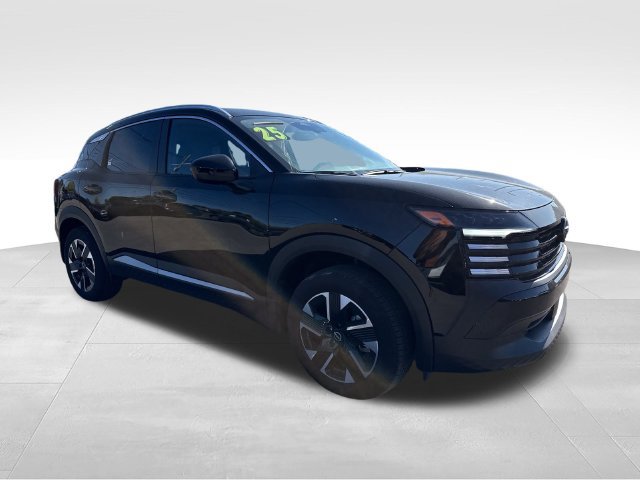Certified 2025 Nissan Kicks SV w/ SV Premium Package AWD/4WD image 8