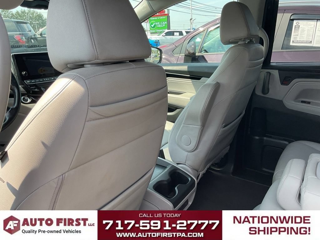 Used 2018 Honda Odyssey Elite image 9