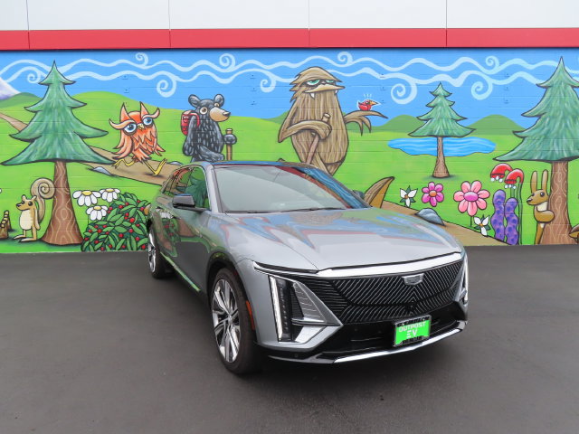 Used 2024 Cadillac Lyriq Luxury AWD/4WD image 47