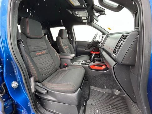 Used 2024 Nissan Frontier PRO-4X w/ Technology Package image 31