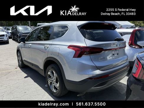 Used 2023 Hyundai Santa Fe SE FWD image 3
