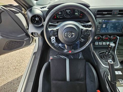 Used 2024 Toyota GR86 Premium w/ Performance Package RWD image 15