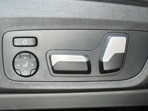 Used 2021 BMW X3 xDrive30e w/ Convenience Package image 30