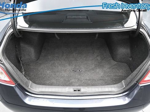Used 2013 Nissan Altima 2.5 SL w/ 2.5 Moonroof Pkg FWD image 12