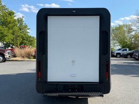 Used 2024 Chevrolet Brightdrop 600 w/ Commercial Equipment Package AWD/4WD image 12