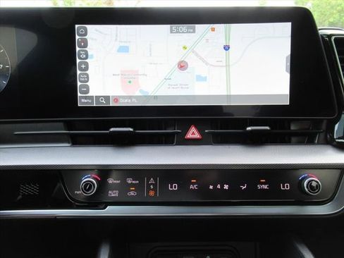 Used 2025 Kia Sportage SX FWD image 29