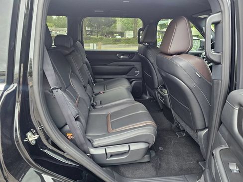 New 2026 Nissan Armada SL AWD/4WD image 26
