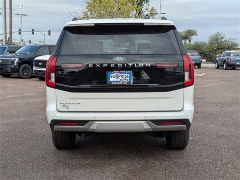 New 2026 Ford Expedition Platinum w/ Driver's Package image 6