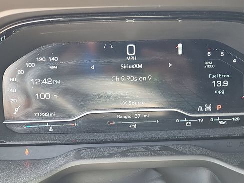 Used 2023 GMC Yukon Denali AWD/4WD image 11