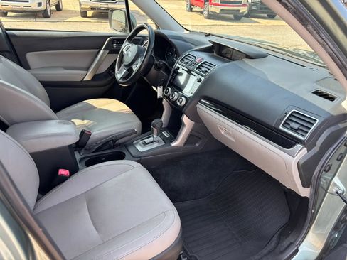 Used 2018 Subaru Forester 2.5i Limited AWD/4WD image 21