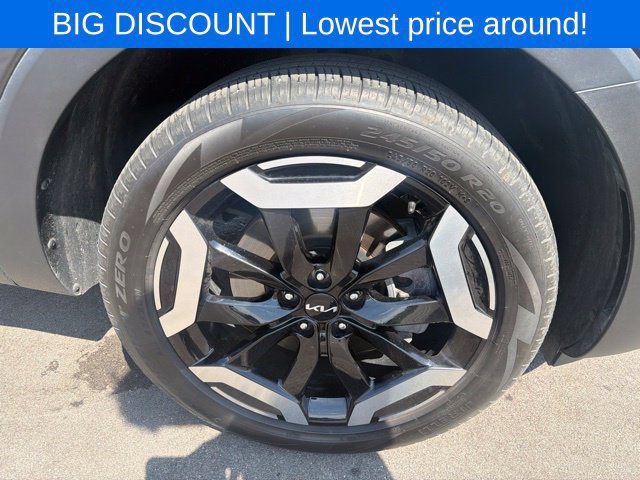 Used 2024 Kia Telluride EX w/ EX Captain's Chair Package AWD/4WD image 5