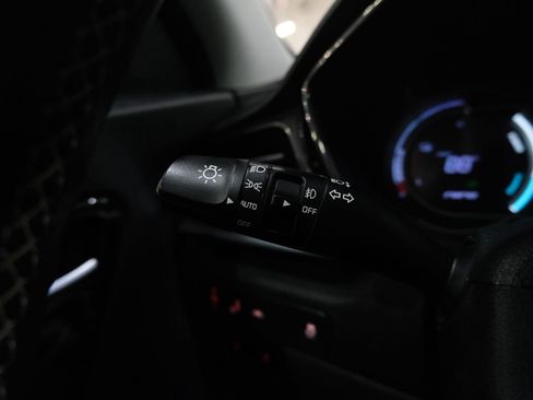 Used 2022 Kia Niro EX w/ Cold Weather Package image 36