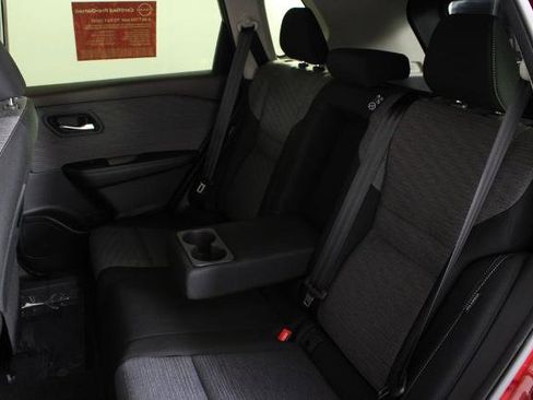 Certified 2023 Nissan Rogue SV FWD image 21