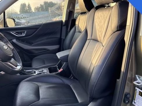 Used 2023 Subaru Forester Limited image 10