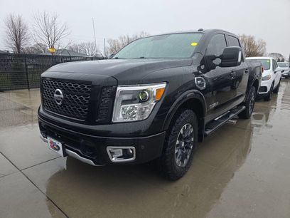 Used 2017 Nissan Titan PRO-4X w/ Pro-4x Convenience Package